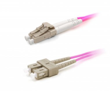 Фотография товара 'Lanmaster Патч-корд оптический LANMASTER, дуплексный, LC/PC-SC/PC, OM4, LSZH, 1.0 м, LAN-2LC-2SC/OM4-1.0'